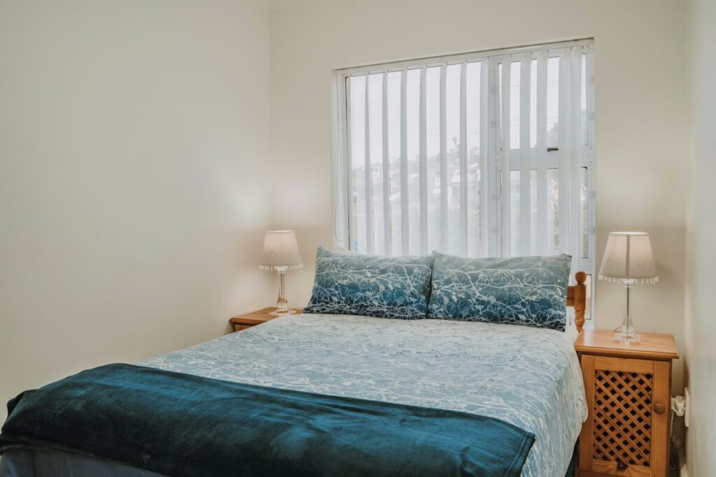Aloha 2 - Accommodation Lodge in Stilbaai Double Bed